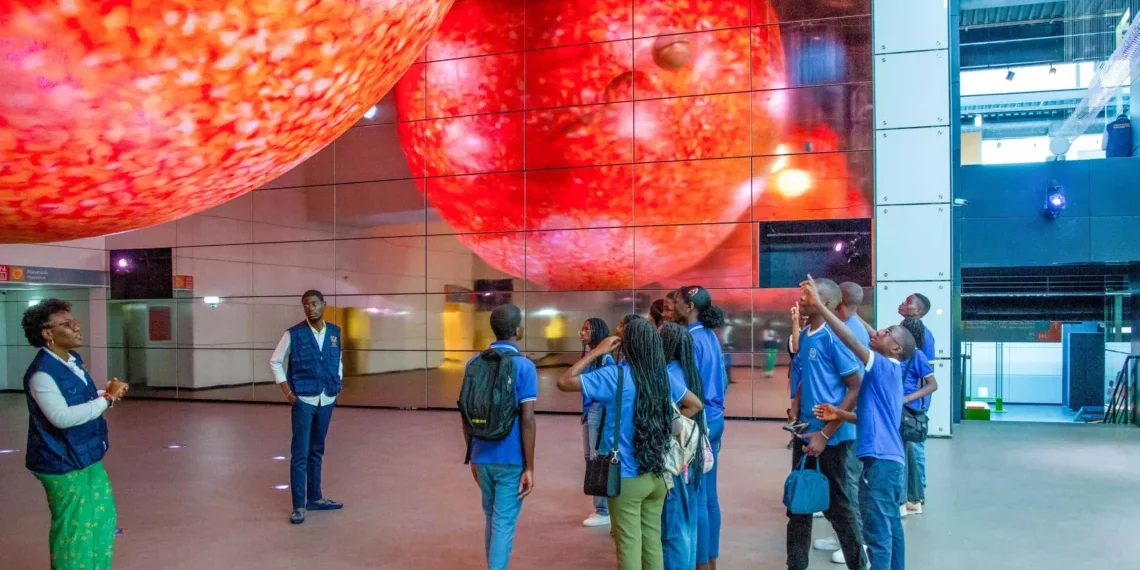 CCL promove acções recreativas e educativas com o projecto “Fim de Férias em Ciências”