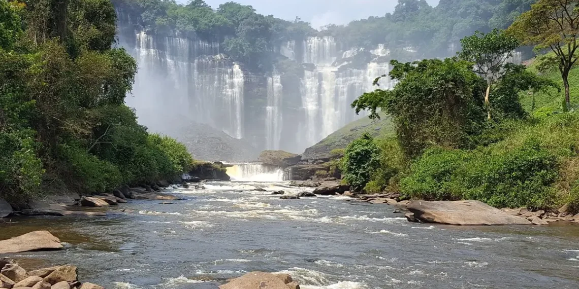 “Uma Faculdade de Turismo sem um hotel não pode existir”