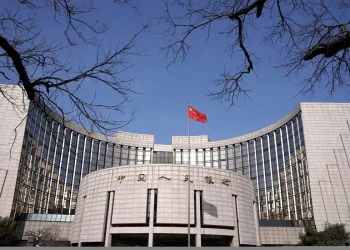 China atinge excedente comercial recorde de mil milhão de dólares