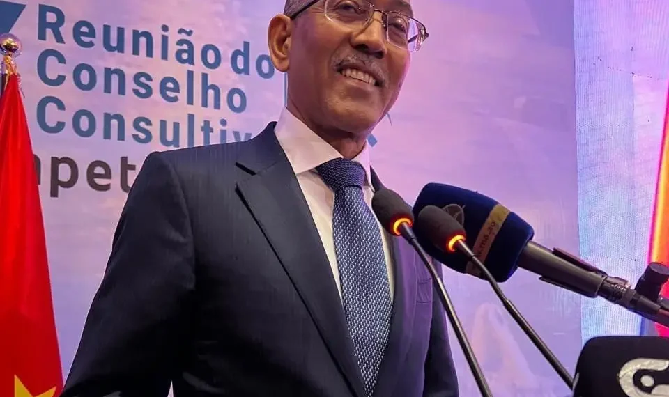 Ministro Diamantino Azevedo pede mais precisão nos projectos do seu pelouro