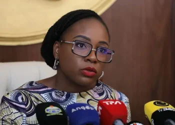 Vera Daves, Ministra das Finanças