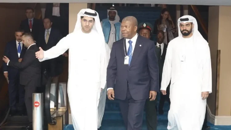 João Lourenço advoga mais investimentos para África