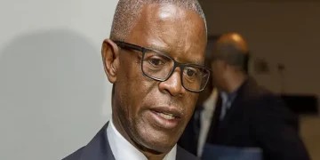 Empresários de países vizinhos usurpam terras em Angola