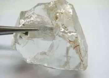 SODIAM leiloa 74 diamantes especiais em Março