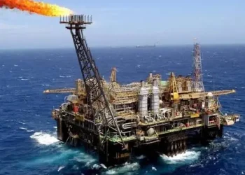 investimento no sector petrolífero cresce para 14 mil milhões de dólares ano