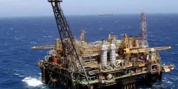 investimento no sector petrolífero cresce para 14 mil milhões de dólares ano