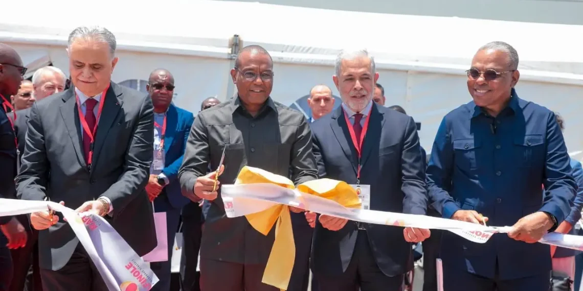 Inaugurada fábrica de óleo alimentar em Luanda