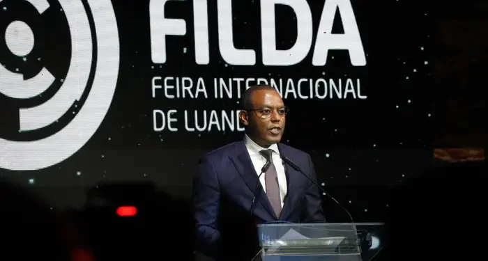 Transformação e inovação dominam mensagem de ministro de Estado na abertura da FILDA 2026