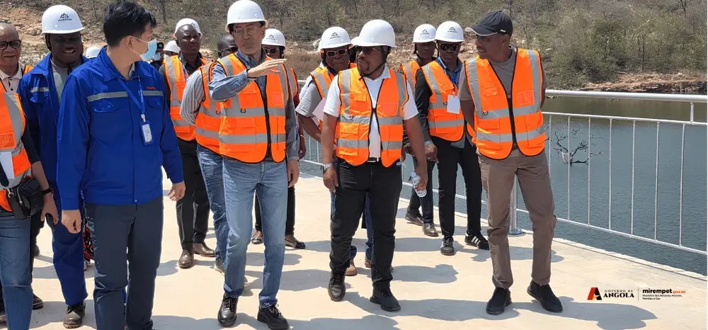 Angola ingressa em breve no clube restrito de produtores de nióbio