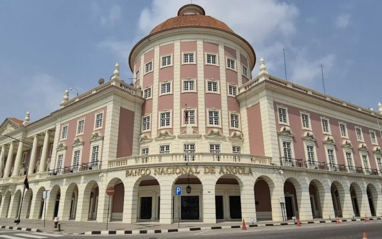 Banco Nacional de Angola promove o ‘Mês da Poupança’